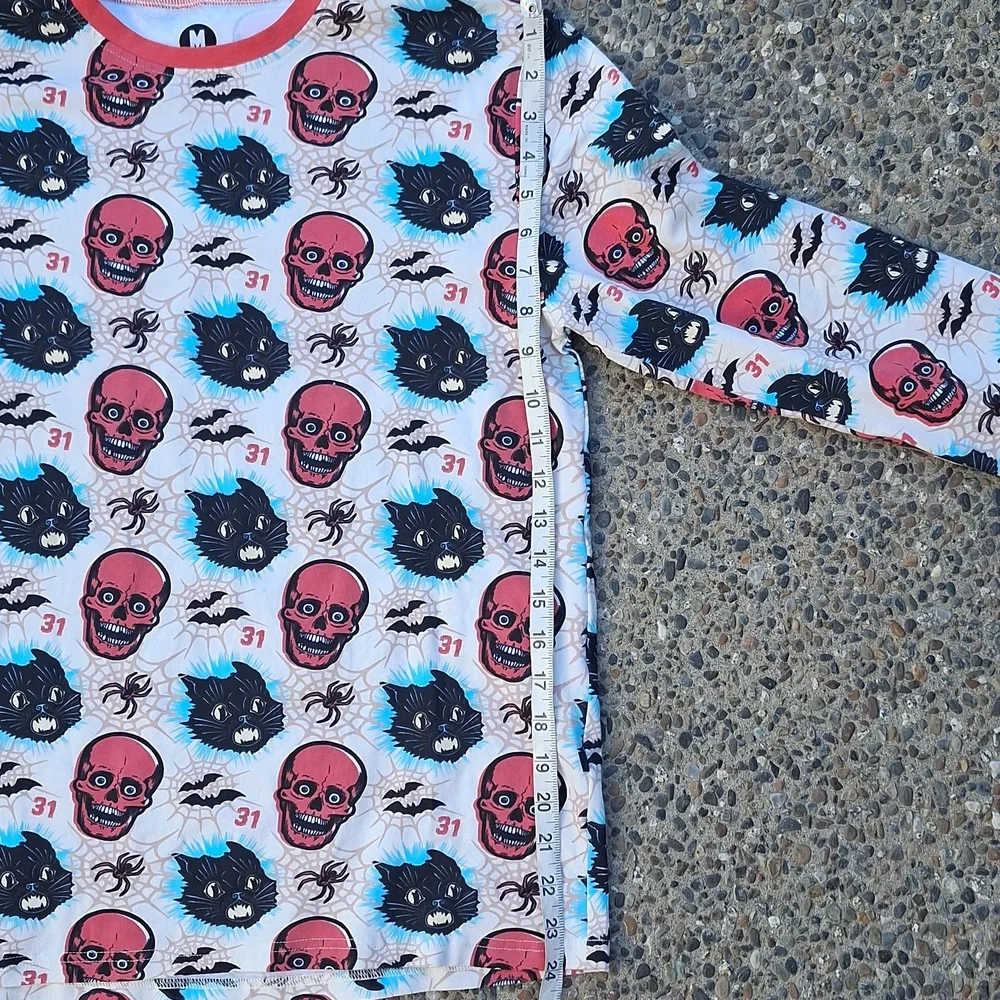 Creepy Co. Presents Beistle Halloween Spooky Skull Cat & Spiderweb Print Pajamas - Picture 7 of 15